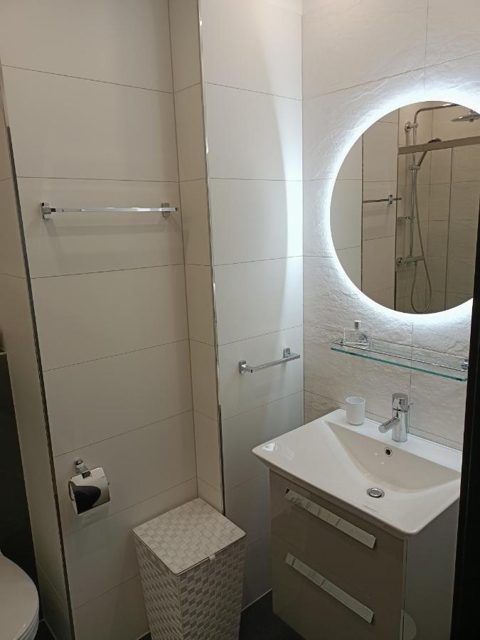 Nowoczesny Apartament Z Widokiem Na Morze Apartment กดัญสก์ ภายนอก รูปภาพ